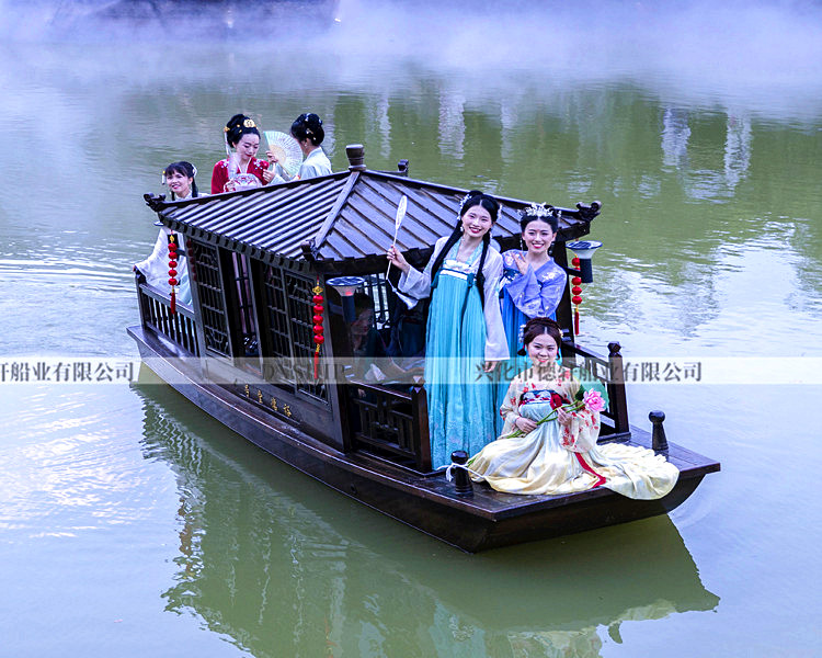 厦门同里5米中式观光船